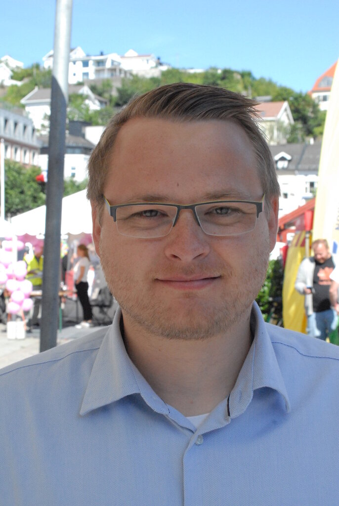 Dennis Søndergård fra Nordens velferdssenter mener antallet norske kommuner kan være utfordrende for implementering av ny velferdsteknologi.