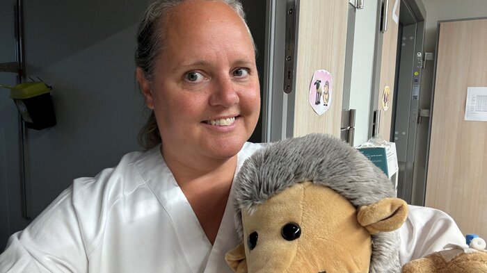 Heidi Barvik med bamse