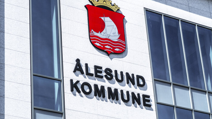 Bildet av et skilt med Ålesund kommune Bildet av et skilt med Ålesund kommune