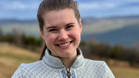 Bildet viser et portrett av Maria Knudsen