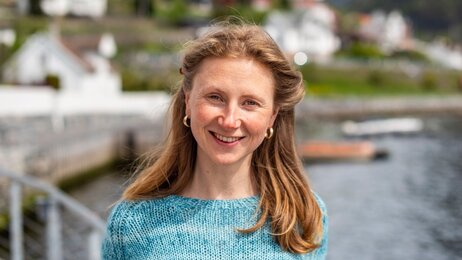 Bildet viser et portrett av Frida Steinbakk 