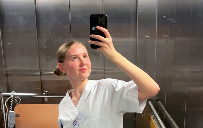 Bildet viser sykepleierstudent Stella Braathen-Reif under praksisstudier