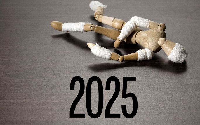 Bilde av dukke med bandasjer