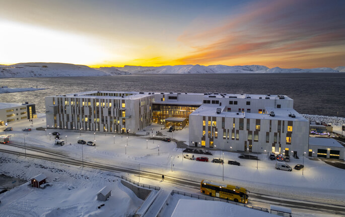 Bildet viser det nye sykehuset i Hammerfest