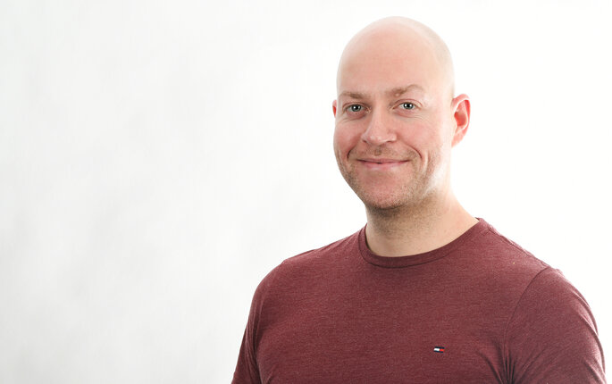 Bildet viser et portrettbilde av Rolf-André Oxholm