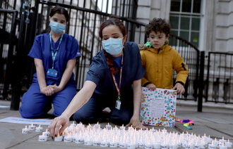 Minnes døde sykepleiere i London