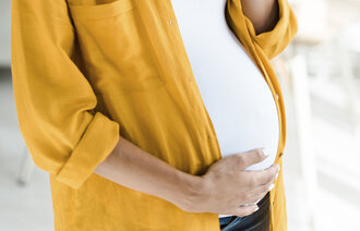 Gravid kvinnemage