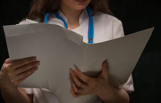 Sykepleier leser journal Journal papir