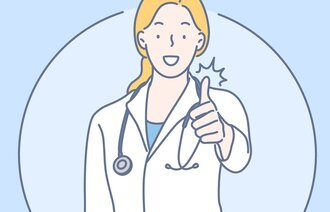 Illustrasjonen viser en kvinnelig helsearbeider som smiler og holder tommelen opp.