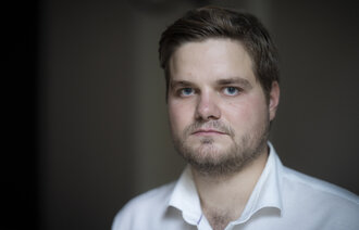 Bildet viser stortingsrepresentant Tobias Drevland Lund fra partiet Rødt