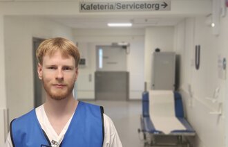 Bildet viser pasientvert Lars Martin Johannessen