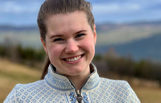 Bildet viser et portrett av Maria Knudsen