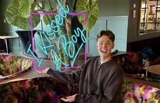 Magnus Nordlund Magnus på settet til "I kissed a boy"