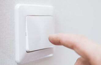 Bildet viser en lysbryter.