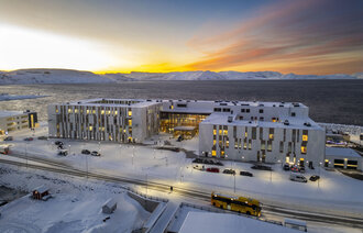 Bildet viser det nye sykehuset i Hammerfest