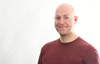 Bildet viser et portrettbilde av Rolf-André Oxholm