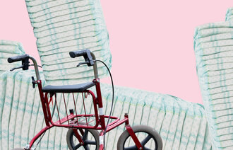 Bildet viser en illustrasjon av bleier og rullator