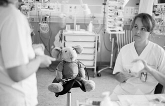 Sykepleier på Barneintensivavdeling
