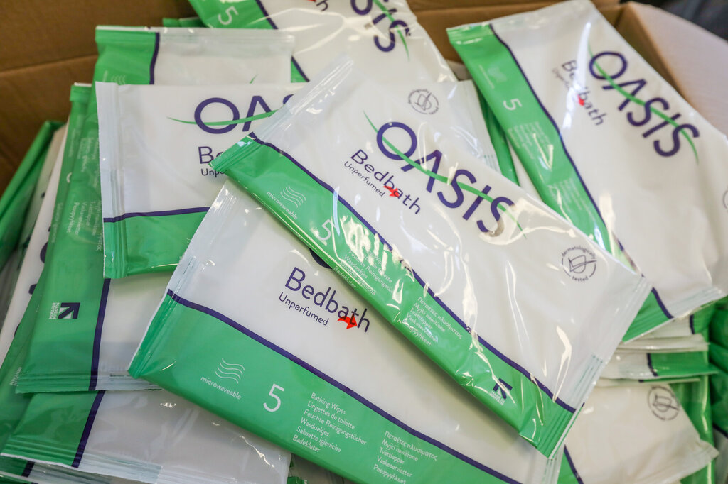 Bildet viser pakker med kluter av typen Oasis Bedbath.
