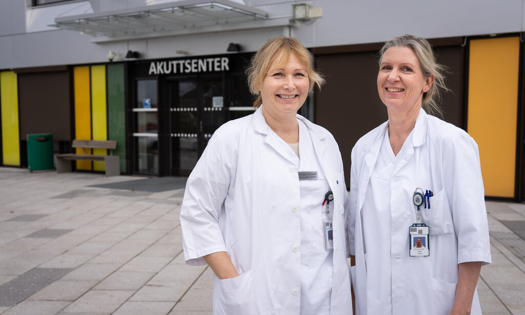 Bildet viser Anette Gadland Hotvedt og Cecilie Løchen