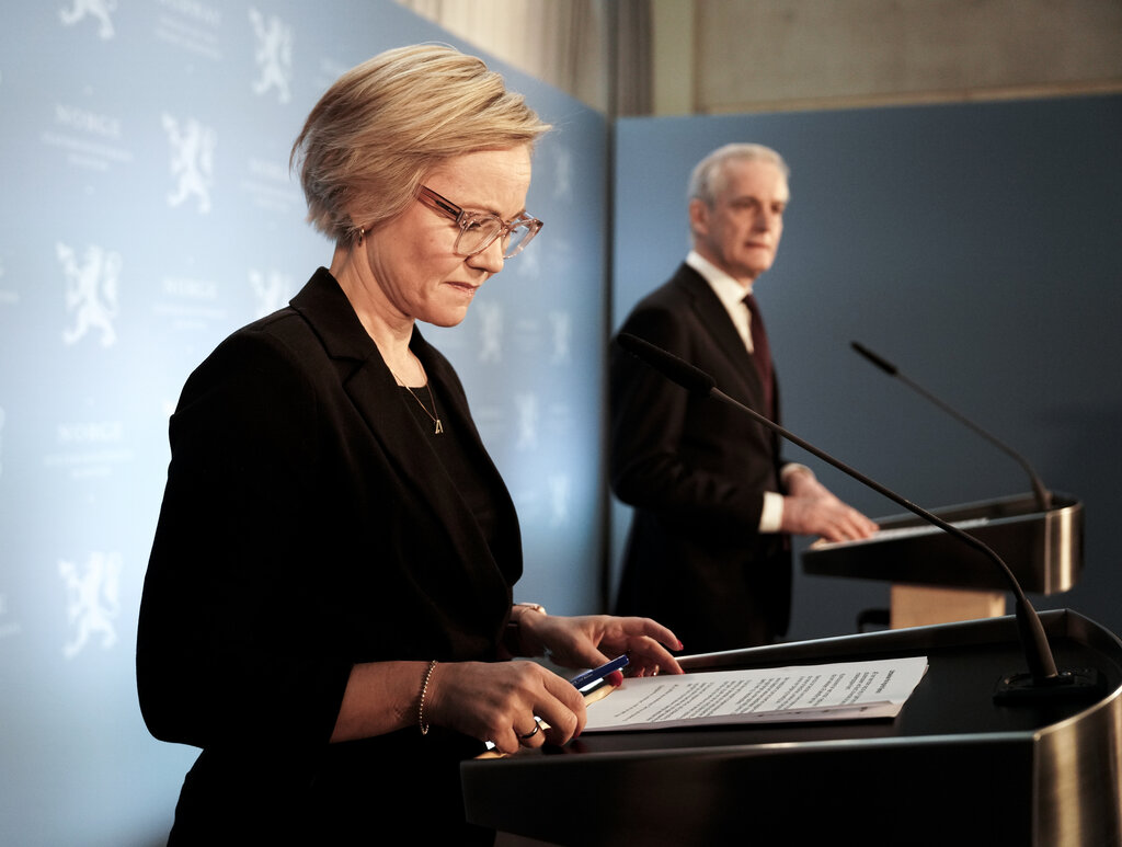 Bildet viser Jonas Gahr Støre og Ingvild Kjerkjol