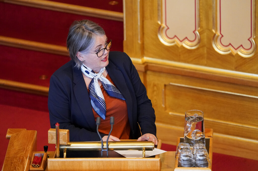 Bildet viser stortingsrepresentant Kari-Anne Jønnes under den muntlige spørretimen i Stortinget i 2022