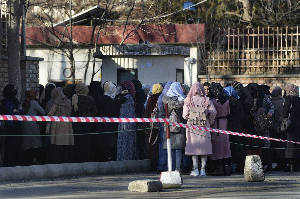 Bilde kvinnelige studenter i Kabul