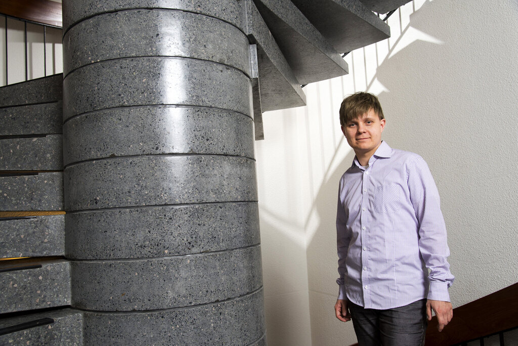 Ole Martin Moen, postdoktor og filosof ved Universitetet i Oslo, vil åpne for aktiv dødshjelp. Foto: Erik M. Sundt