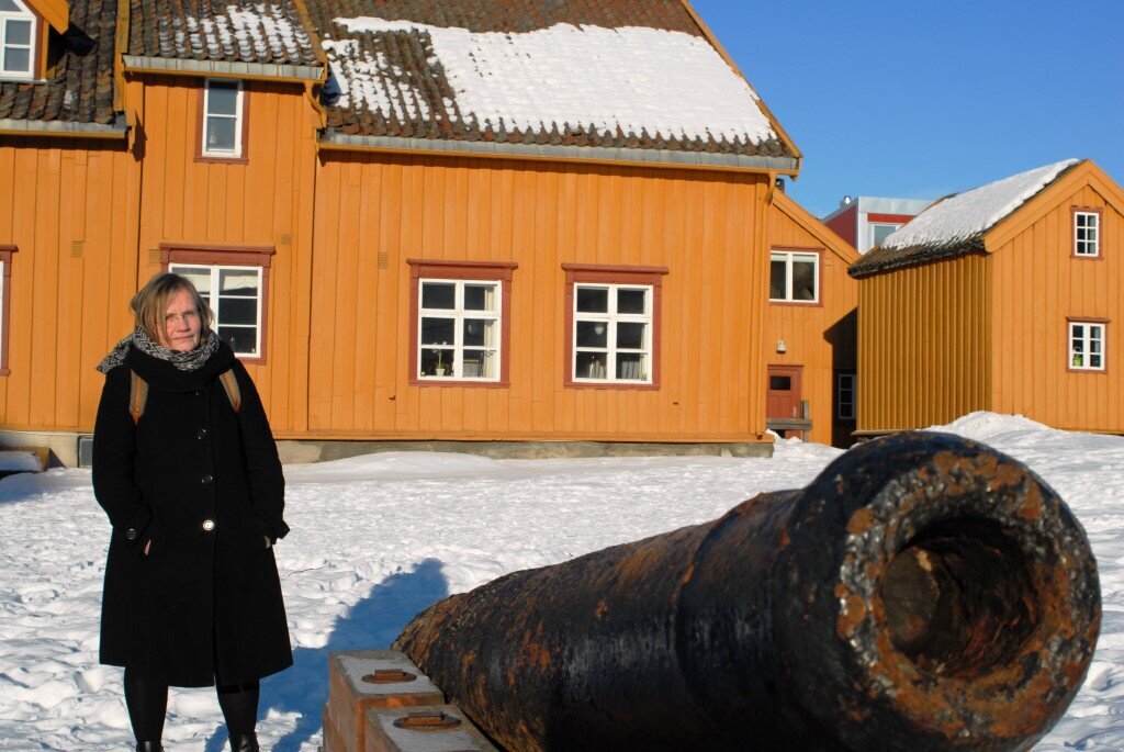 Bildet viser professor Ingunn Elstad på Skansen i Tromsø.