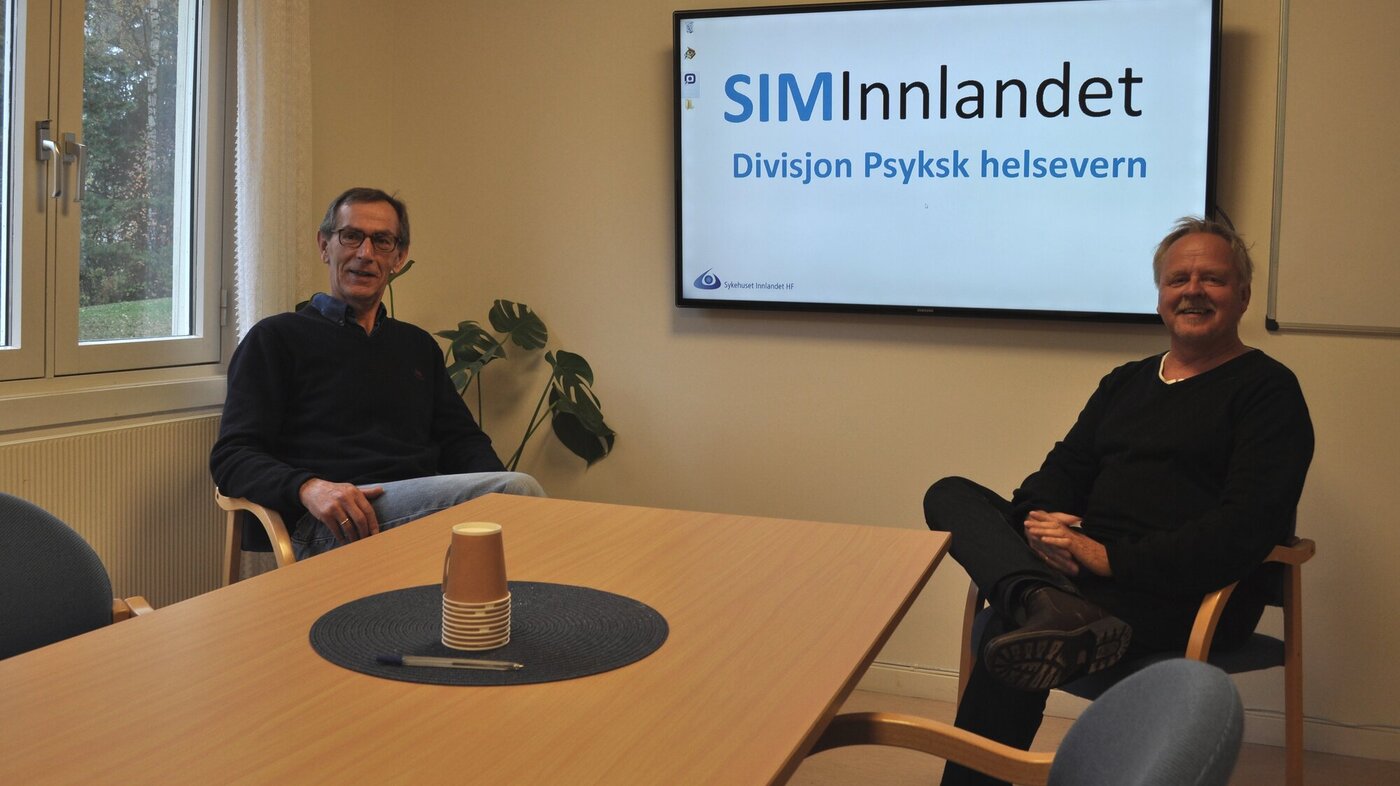 Johnny Sandaker og Arve Holmelid som jobber tett med arbeidet rundt simuleringssenteret