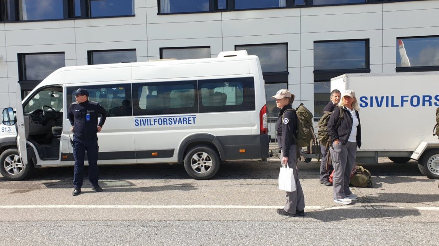 Bildet viser medisinsk innsatsteam tilbake i Norge.