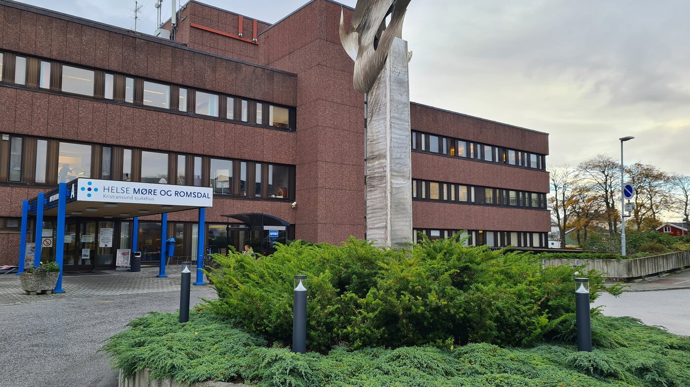 Bildet viser sykehuset i Kristiansund