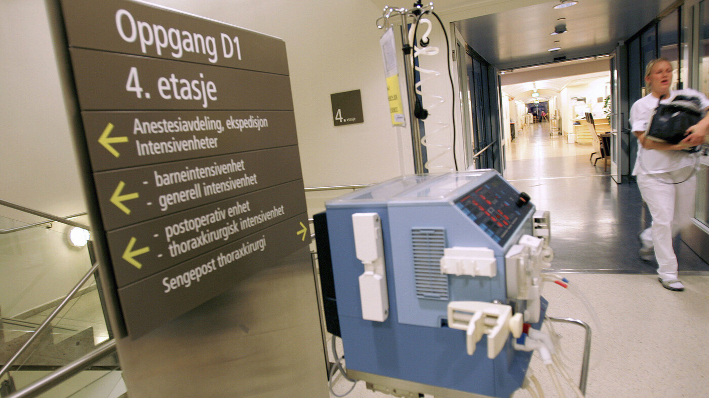 Thoraxkirurgisk avdeling Bildet viser en sykepleier og utstyr ved Thoraxkirurgisk avdeling ved Oslo universitetssykehus.