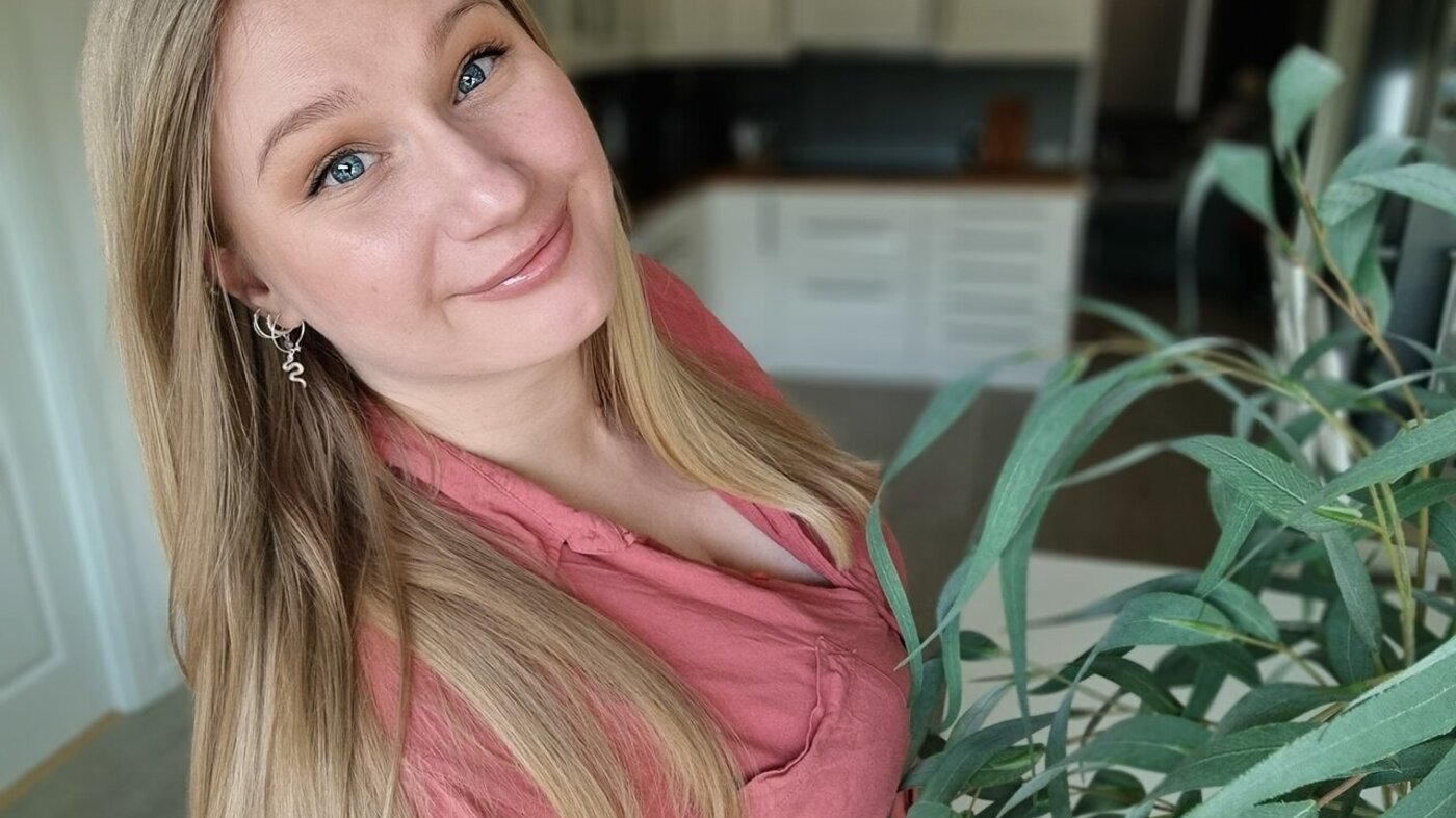 Bildet viser en selfie av Liv Sara Andreassen