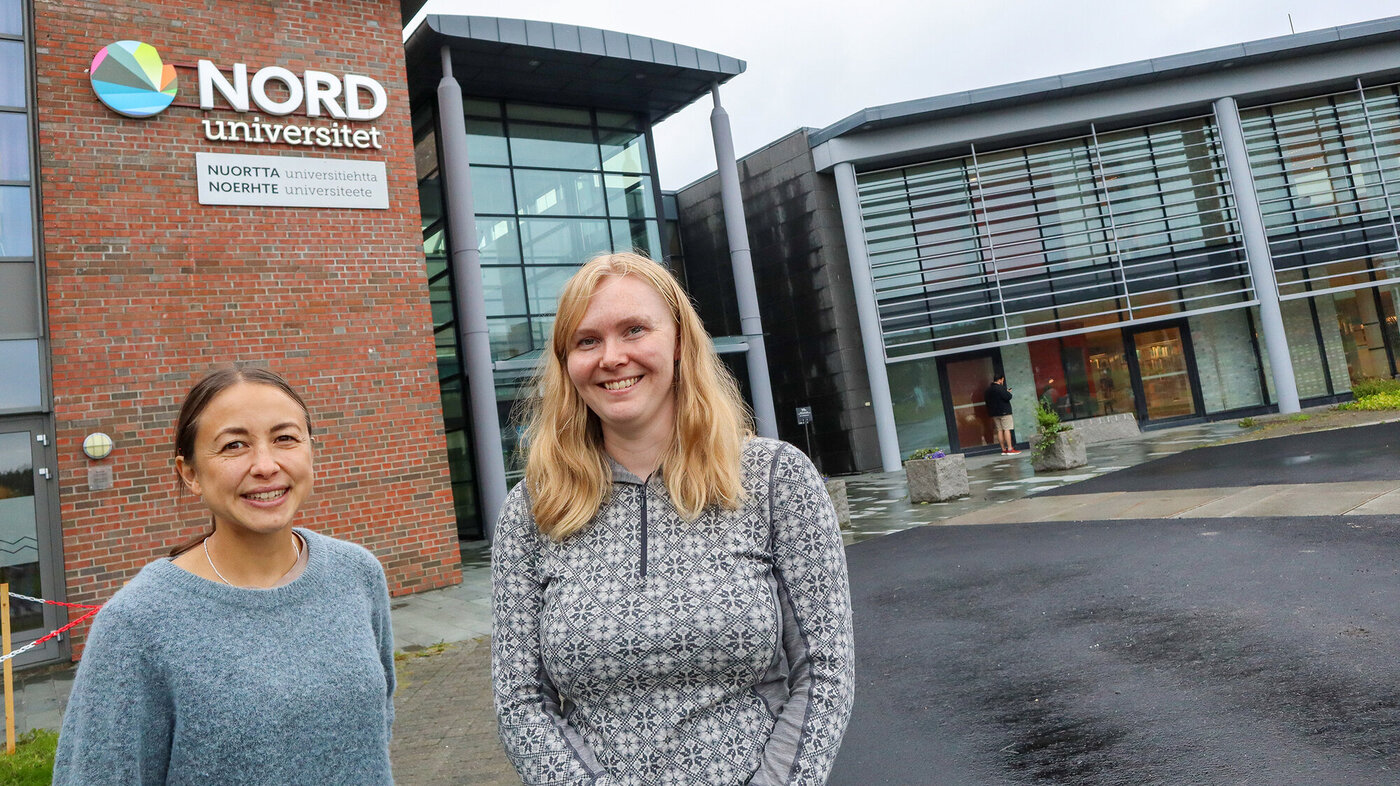 Sykepleier Cecilie Haugen fra Setesdal og sykepleier Sofie Slettvoll fra Bodø kom gjennom nåløyet for å bli diabetessykepleiere. Bildet viser Sykepleier Cecilie Haugen fra Setesdal og sykepleier Sofie Slettvoll fra Bodø kom gjennom nåløyet for å bli diabetessykepleiere.