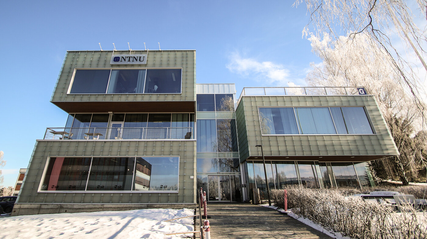 Bildet viser et av byggene til NTNU i Gjøvik