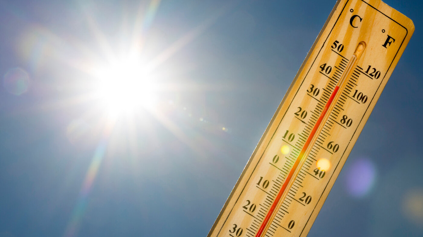 Bilde viser gradestokk og sol Bilde viser gradestokk og sol