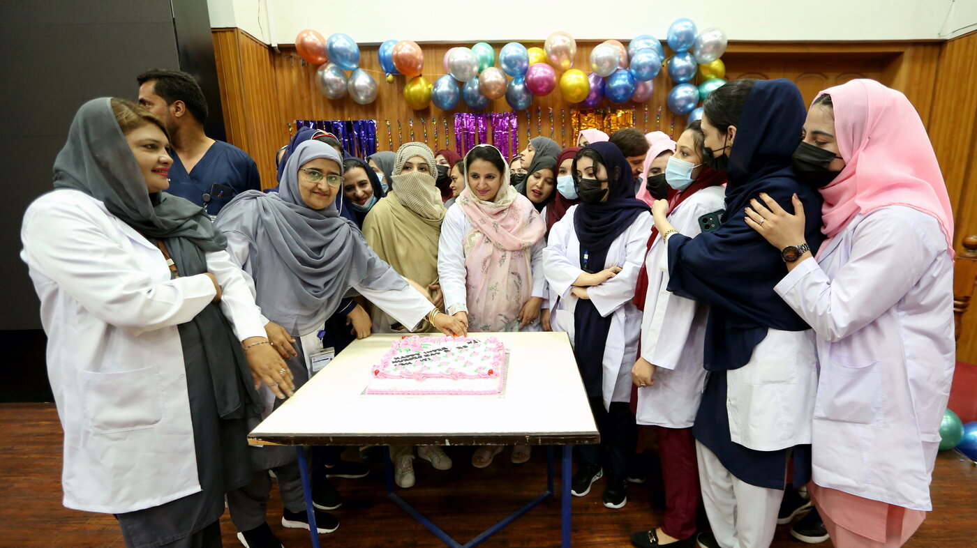 Bildet viser sykepleiere i Peshawar, Pakistan. Bildet viser sykepleiere i Peshawar, Pakistan.