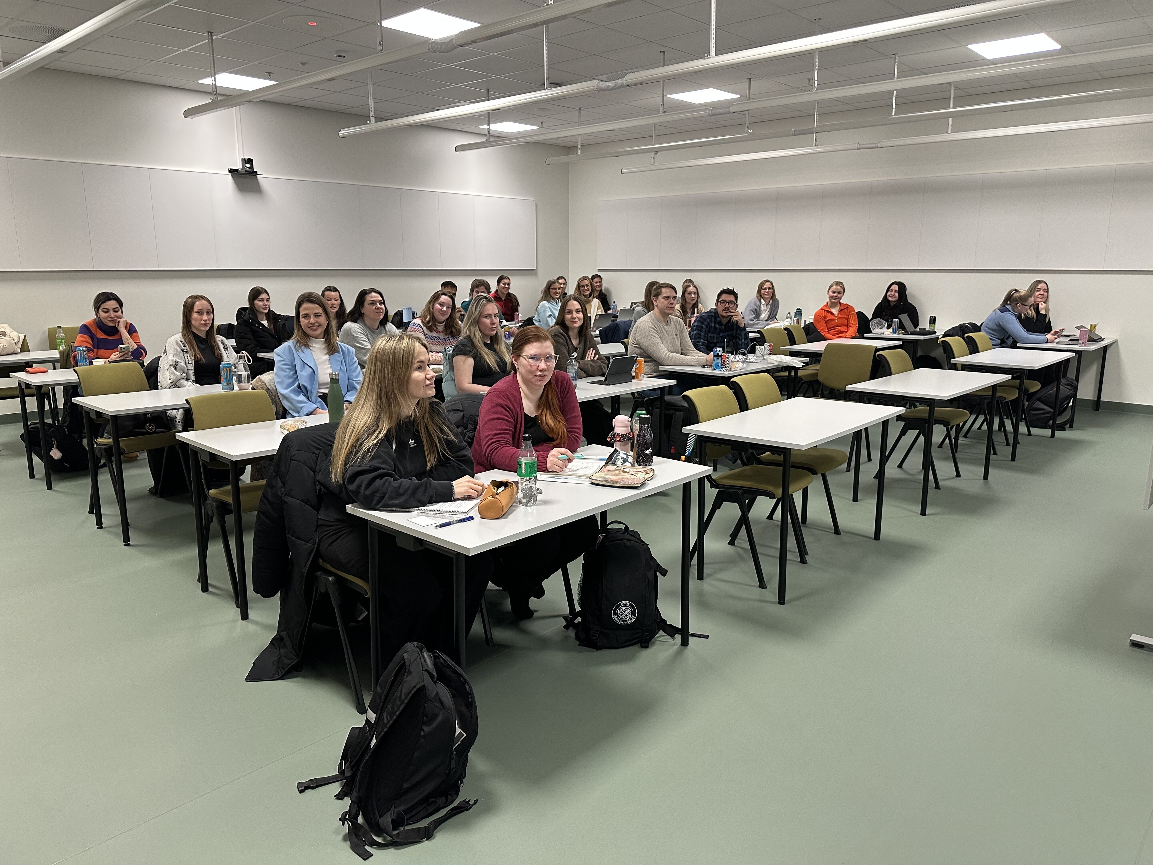 Bildet viser studenter i Hammerfest.