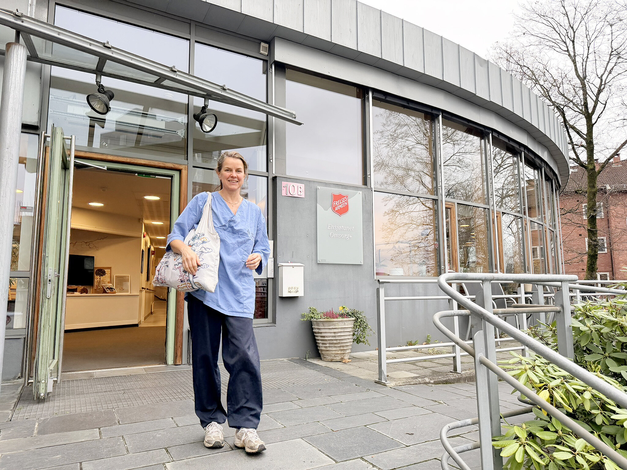 bilde av anita på jobb