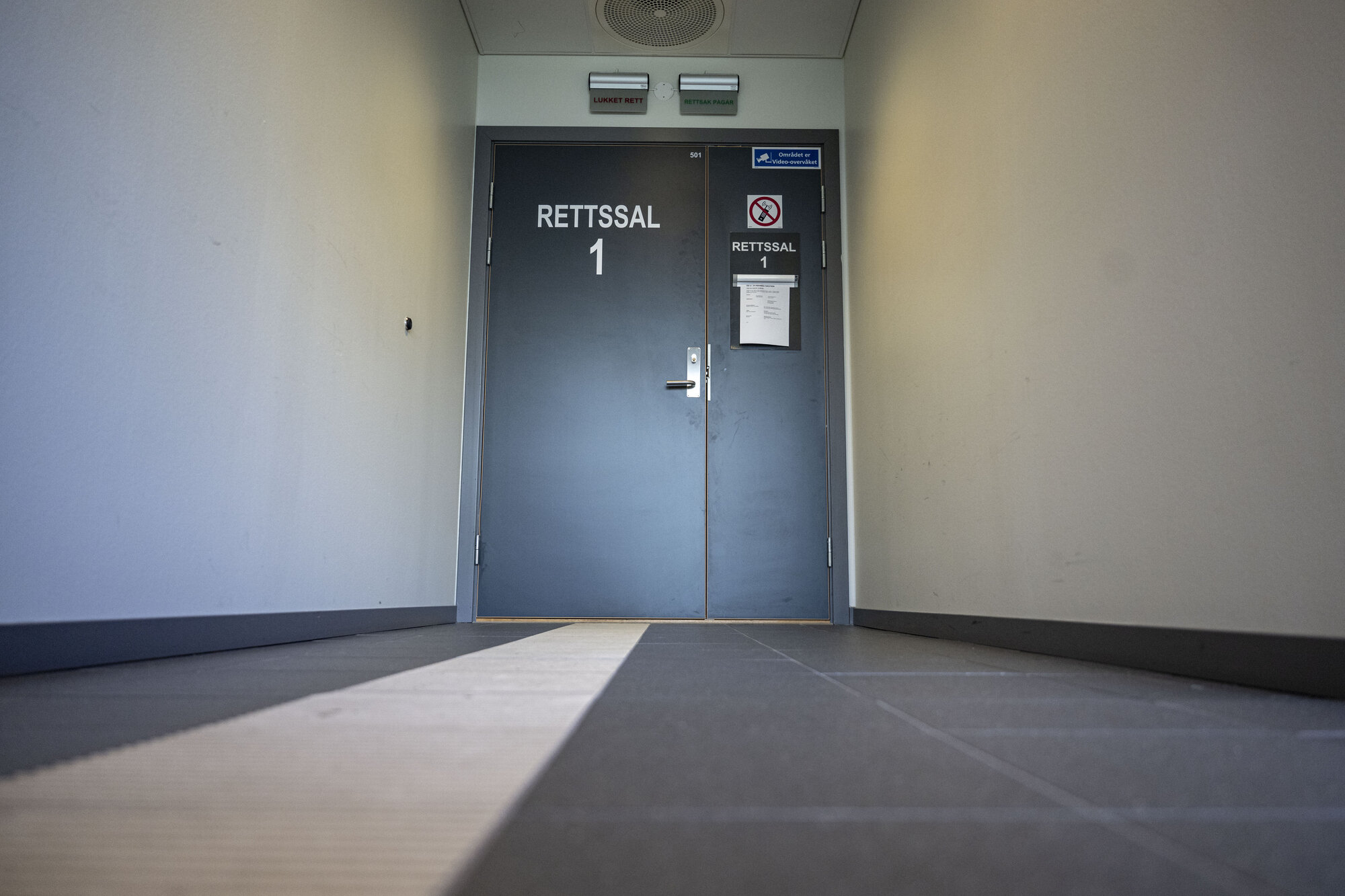 Bildet viser rettssal 1 i Sør-Rogaland tingrett.