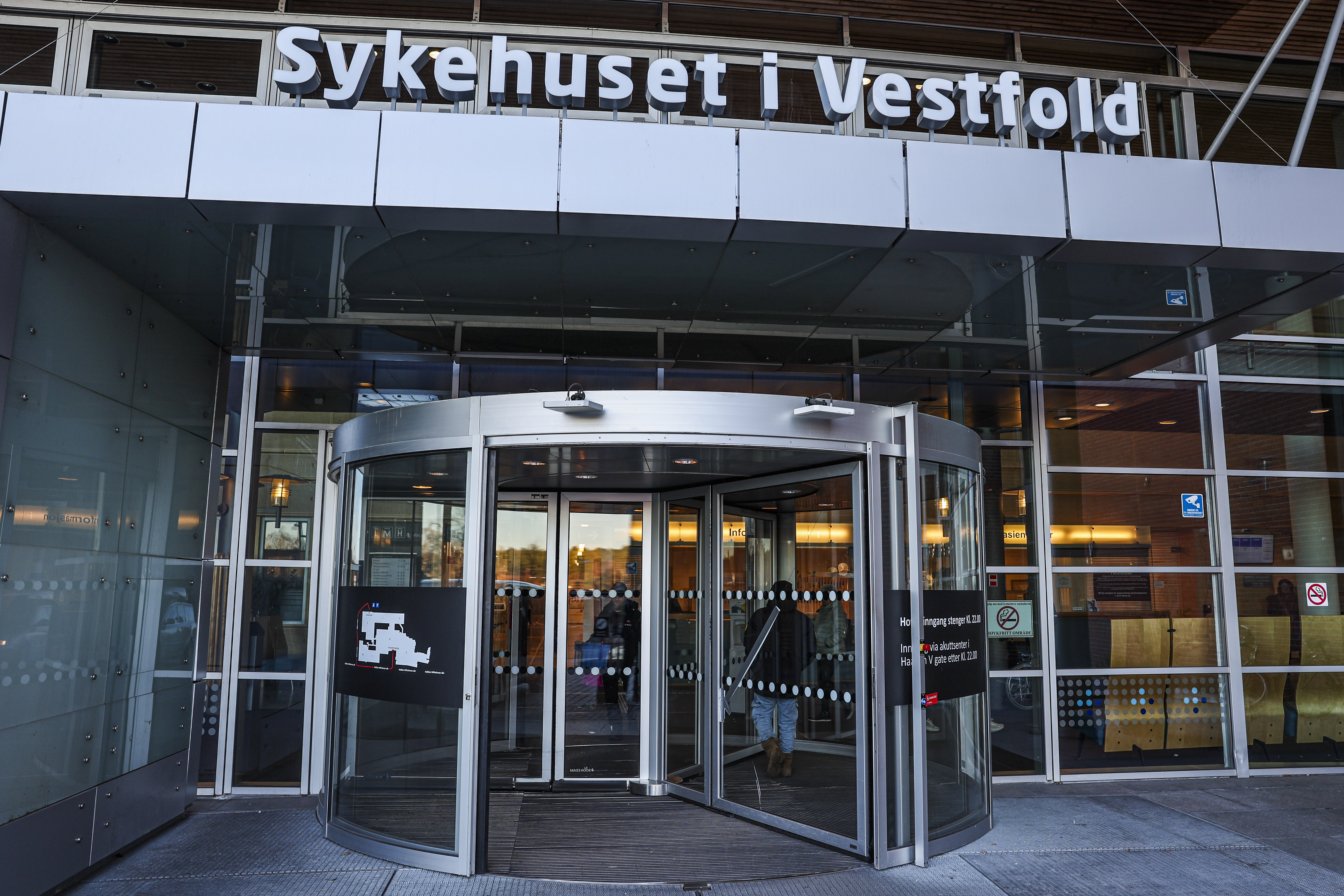 Sykehuset Vestfold Inngang Sykehuset Vestfold