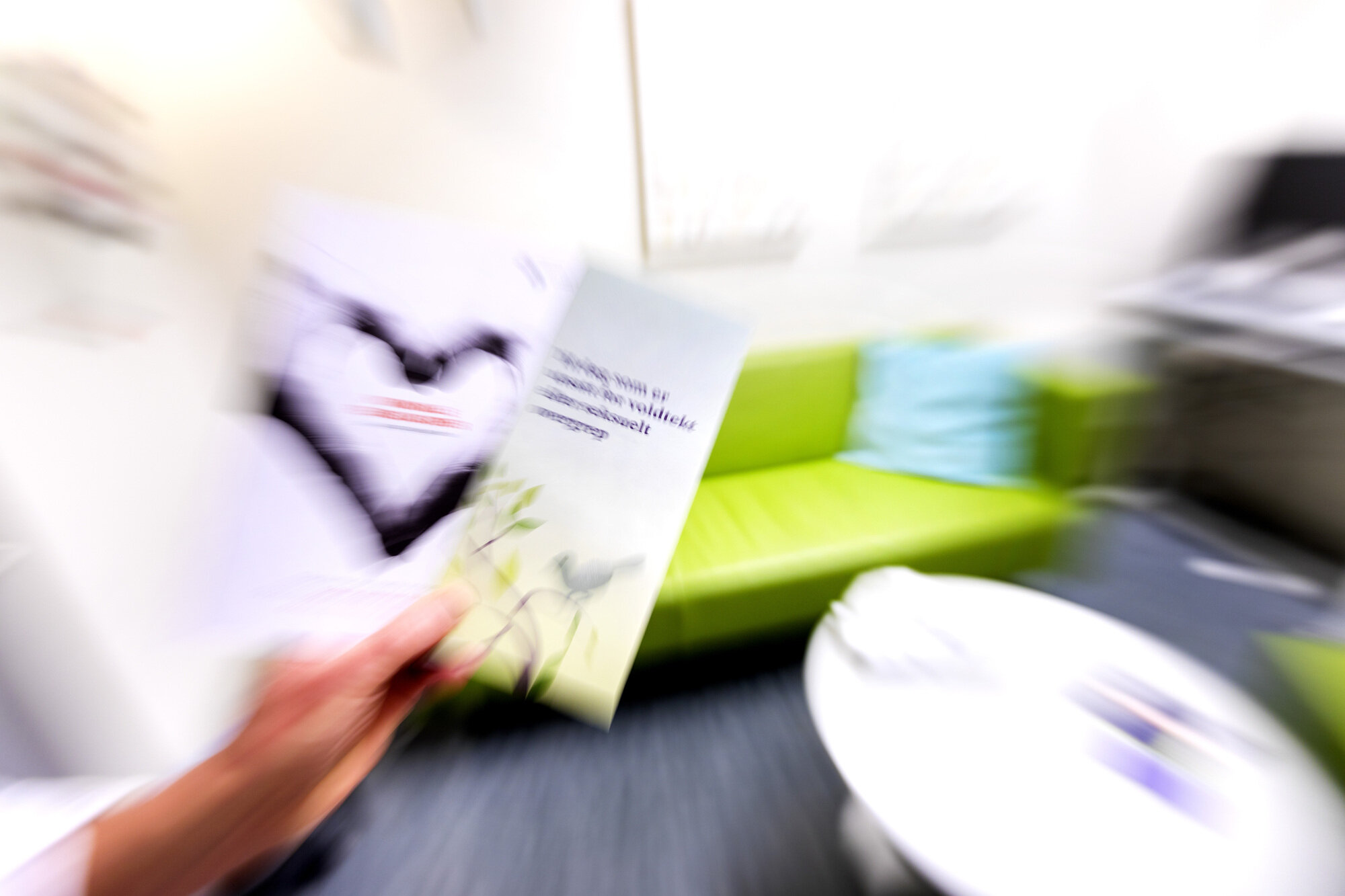 Bildet viser informasjonsmateriell på voldtektsmottaket ved Oslo legevakt.