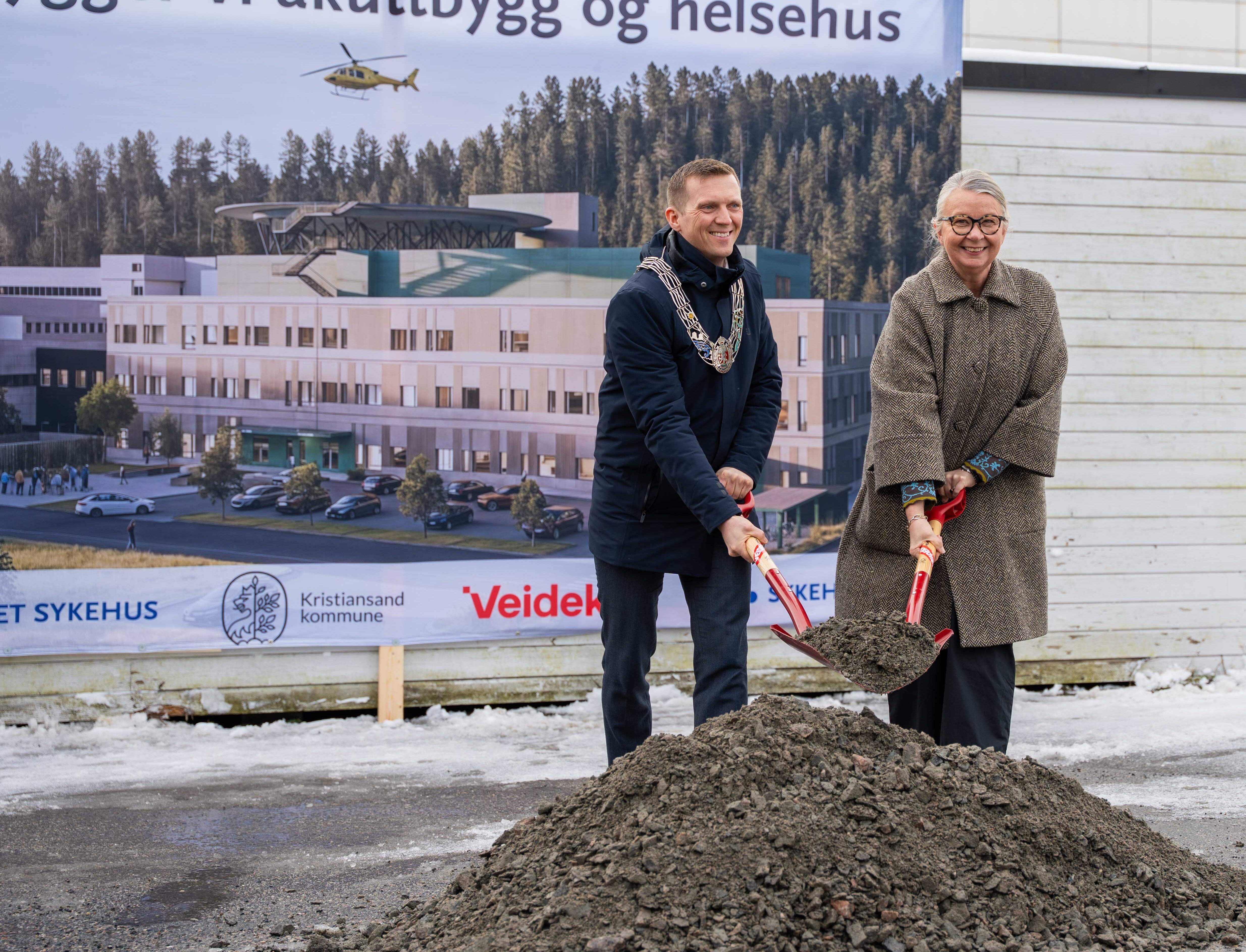 Bildet viser Ordfører Mathias Bernander i Kristiansand og adm.dir. Nina Mevold Bildet viser Ordfører Mathias Bernander i Kristiansand og adm.dir. Nina Mevold