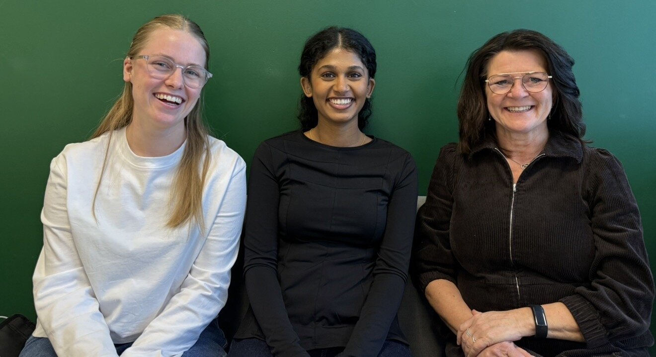 Ingrid N&oslash;kleby-Karlsrud, Kobisha Karikalan, og Thorild S&oslash;rum