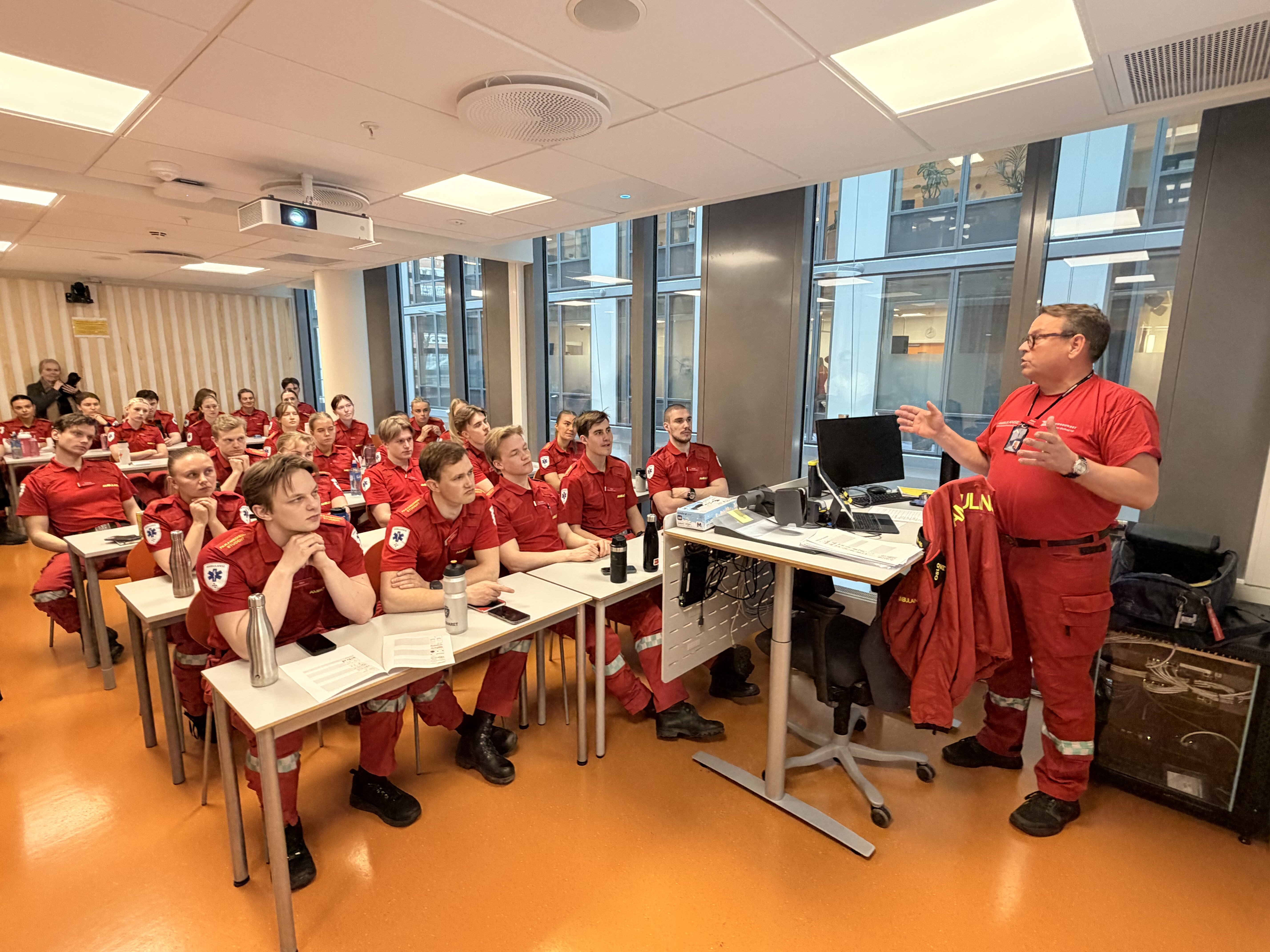 bilde av paramedic-studenter på Oslomet