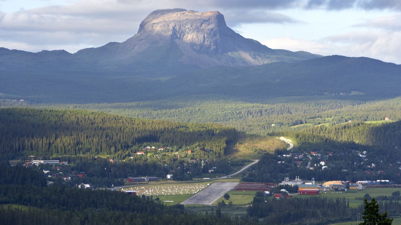 Oversiktsbilde av Hattfjelldal