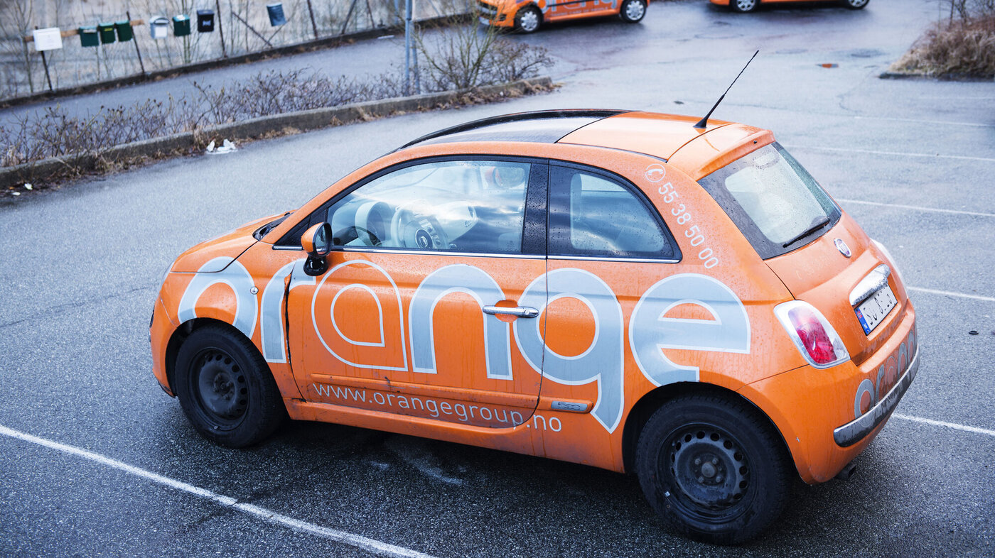 Bildet viser en av Orange Helses biler.