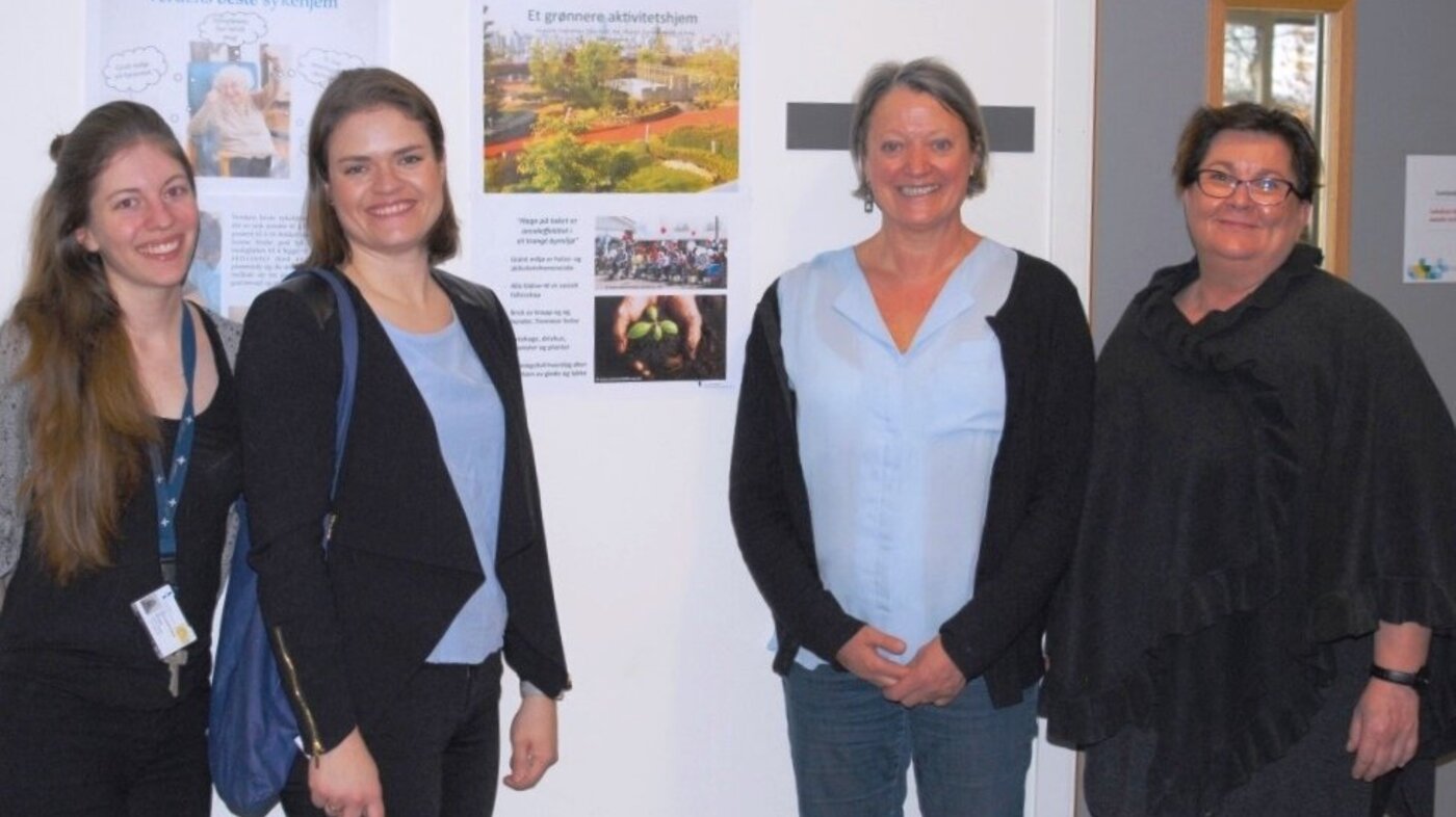 Bildet viser Catrine Hovland Ottervig, Lina Oelschlägel, Gerd Sylvi Sellevold og Elisabeth Finnbakk ved Lovisenberg Diakonale Høgskole.