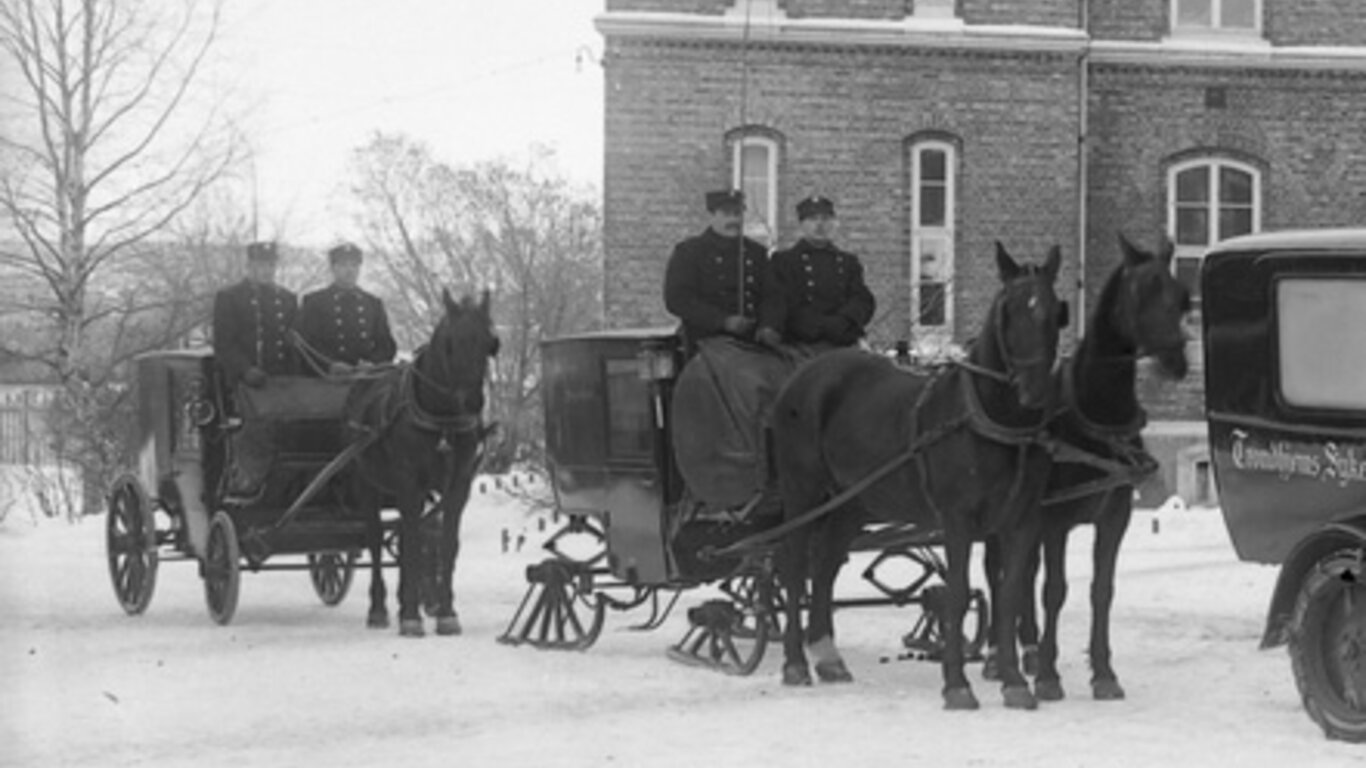 bilde av helsteambulanse i trondheim